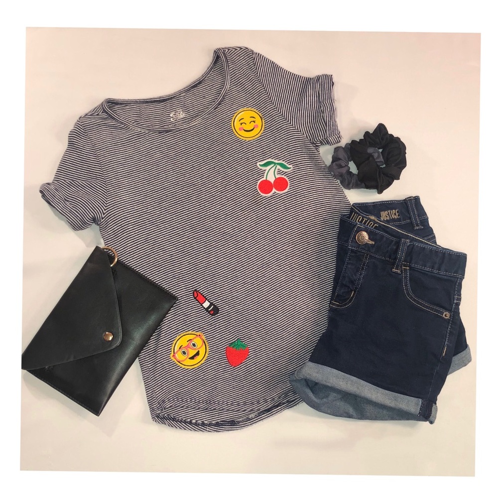 Striped emoji patch tee